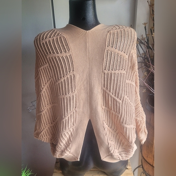 2B Bebe Tan Colored Open Front Cropped Cardigan S - Picture 5 of 6